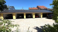 Repräsentative Luxus-Stadtvilla mit Garagenhaus und parkähnlichem Grundstück - Garagen
