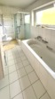 Attraktives 1-2-Familien-Haus nebst 2 Garagen und Stellplätzen in ruhiger und naturnaher Wohnlage - Bad EG
