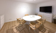 Einmalige Laden-/Büro-/Praxis-/Gewerberäume mit Garage - Besprechung