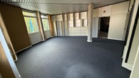 Attraktive Gewerbe-/Verkaufs-/Büroräume in gut frequentierter Lage - Büro3